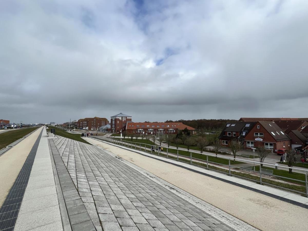 Deichblick 5 In Norddeich- Urlaub Und Meerblick Apartment